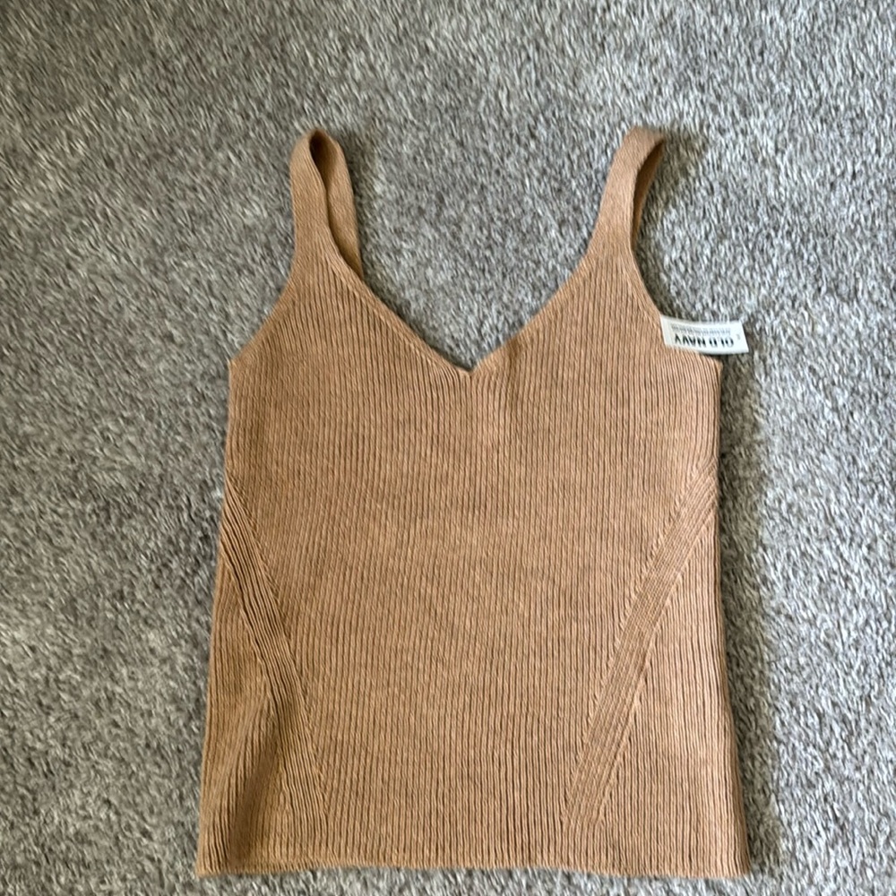 OLD NAVY - NWT sweater tank